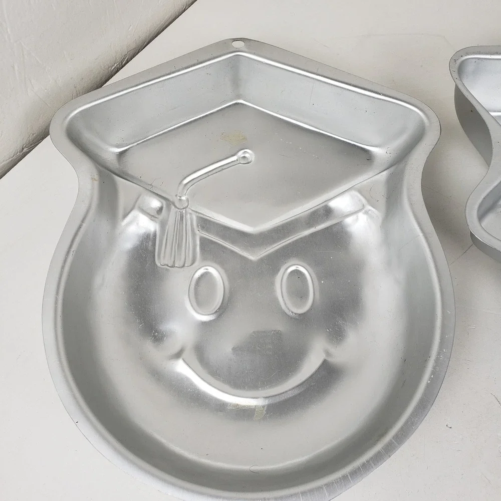 Wilton Graduation Cake Pan Set Mortarboard Cap 2105-2038 Smiley Face 2105-2073